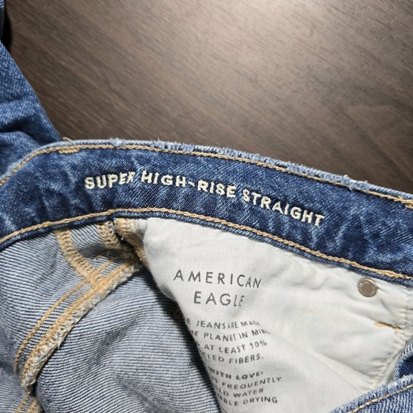 American Eagle Women Super High-Rise Straight Jeans Size 6 Distressed - Picture 7 of 11
